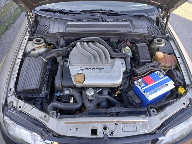 Opel Vectra 1997, 474,521 km - 1.6 l - Qax