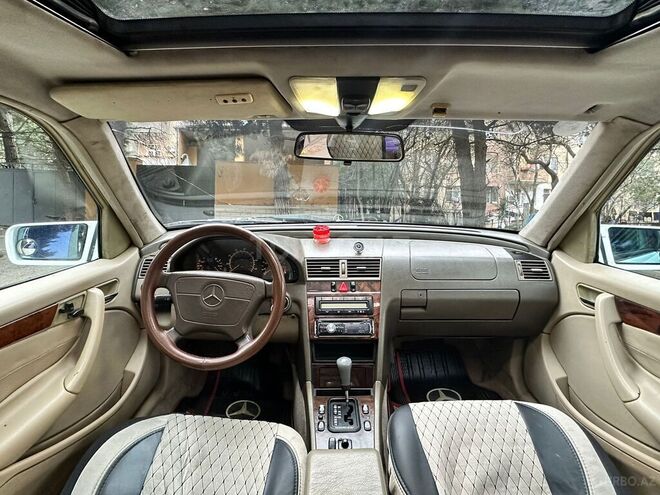 Mercedes C 230 1998, 116,116 km - 2.3 l - Bakı
