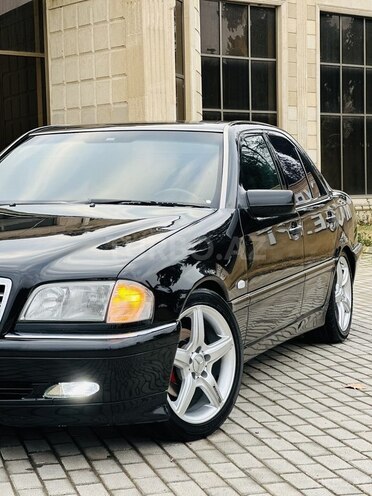 Mercedes C 200 1998, 322,403 km - 2.0 л - İmişli