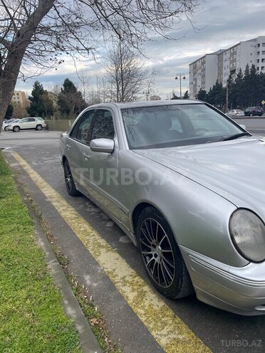 Mercedes E 220 d 1999, 355,714 km - 2.2 l - Bakı