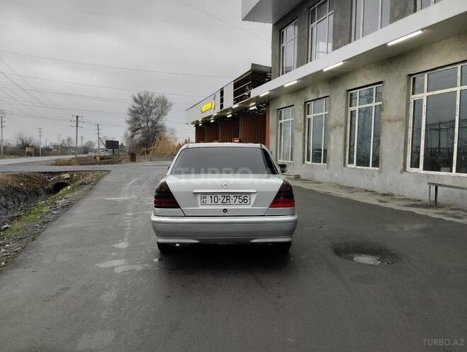 Mercedes C 180 1998, 352,421 km - 1.8 л - Ucar