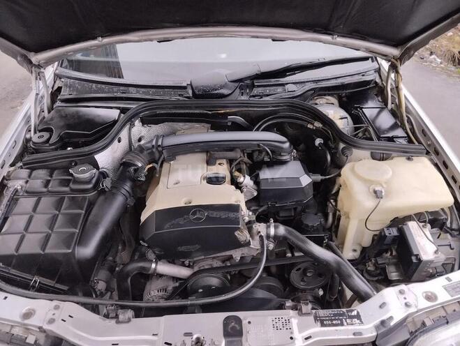 Mercedes C 180 1998, 352,421 km - 1.8 л - Ucar