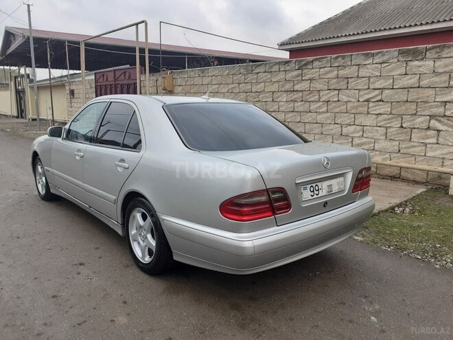 Mercedes E 270 2000, 580,000 km - 2.7 l - Biləsuvar