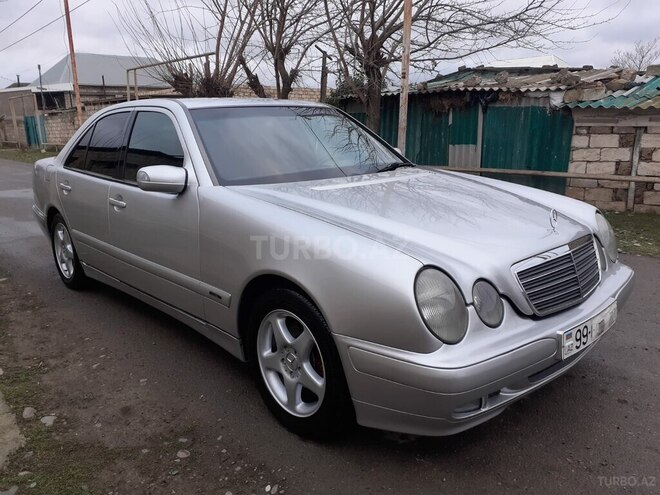 Mercedes E 270 2000, 580,000 km - 2.7 l - Biləsuvar