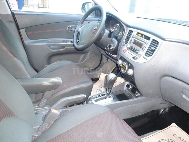 Kia Rio-6