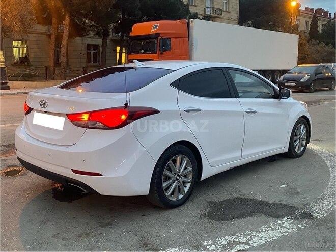 Hyundai Avante 2014, 186,000 km - 1.6 л - Bakı