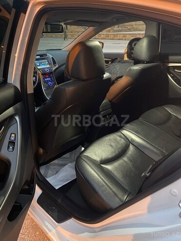Hyundai Avante 2014, 186,000 km - 1.6 л - Bakı