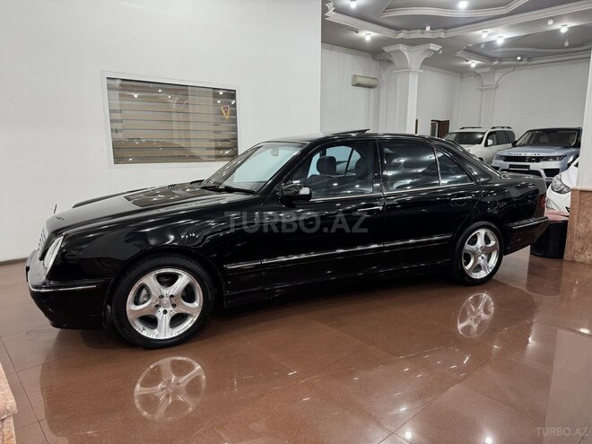 Mercedes E 240-22