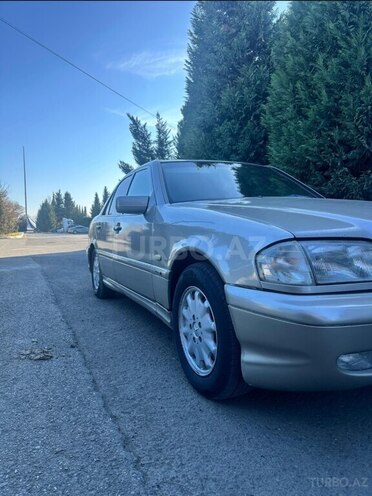Mercedes C 240 1997, 400,000 km - 2.4 l - Gəncə
