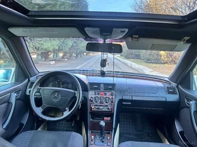 Mercedes C 240 1997, 400,000 km - 2.4 l - Gəncə