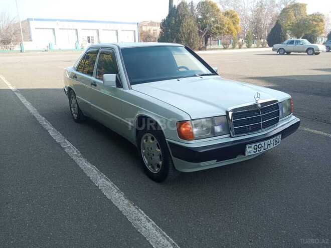 Mercedes 190 1991, 199,600 km - 2.0 л - Qazax