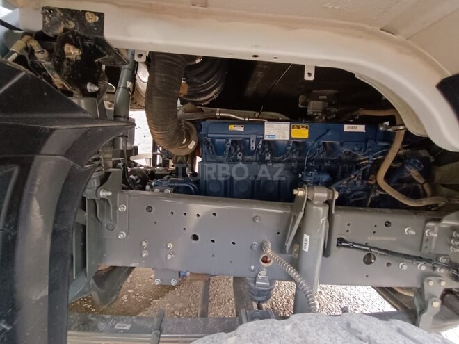 HOWO Sinotruk 2024, 29,900 km - 9.5 л - Gəncə