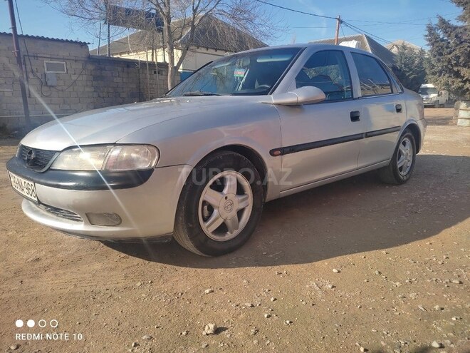 Opel Vectra 1998, 200,000 km - 1.8 l - Bakı