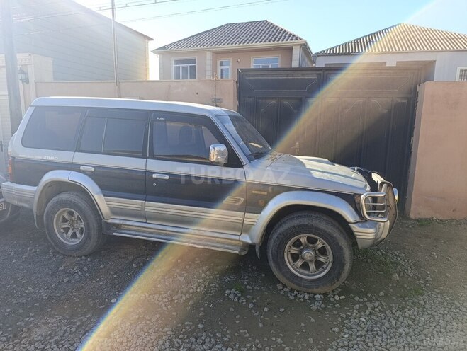 Mitsubishi Pajero 1996, 270,000 km - 2.8 l - Bakı