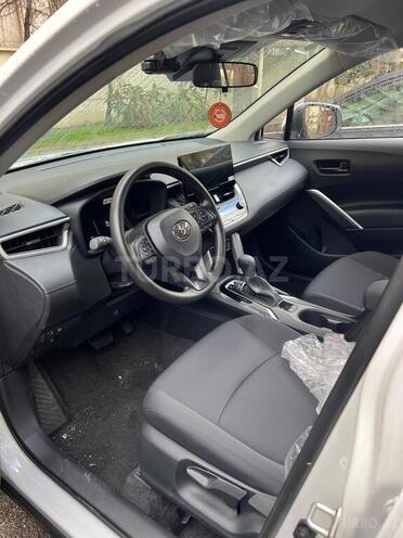 Toyota Corolla Cross 2024, 800 km - 2.0 l - Bakı