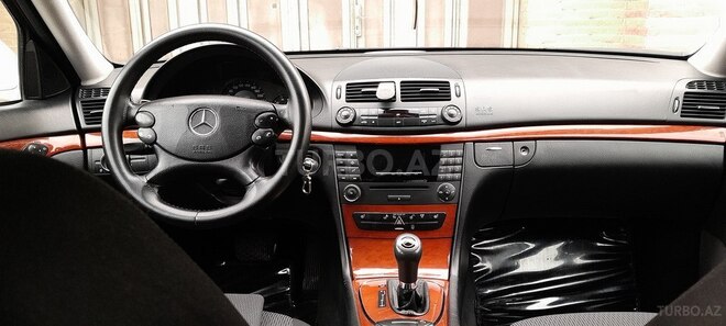 Mercedes E 180 2006, 341,000 km - 1.8 л - Bakı