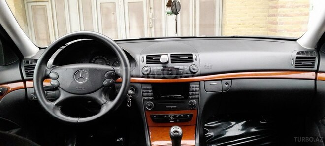 Mercedes E 180 2006, 341,000 km - 1.8 л - Bakı