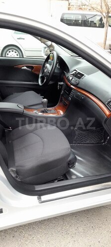 Mercedes E 180 2006, 341,000 km - 1.8 л - Bakı