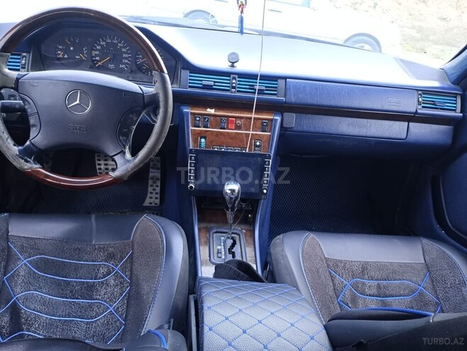 Mercedes E 220 1995, 701,300 km - 2.2 l - Bakı