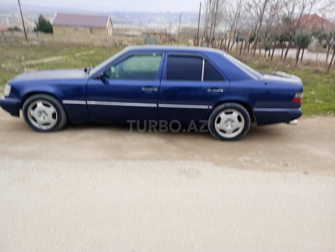 Mercedes E 220 1995, 701,300 km - 2.2 l - Bakı