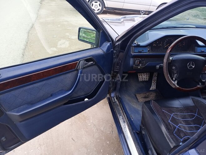 Mercedes E 220 1995, 701,300 km - 2.2 l - Bakı