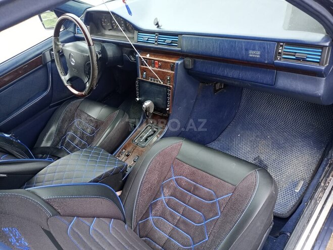 Mercedes E 220 1995, 701,300 km - 2.2 l - Bakı