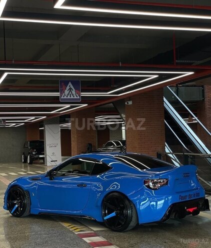 Subaru  2015, 200,200 km - 2.0 l - Bakı