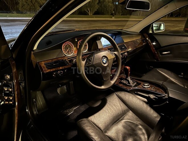 BMW 525 2006, 247,400 km - 2.5 л - Bakı