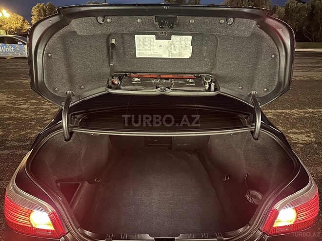 BMW 525 2006, 247,400 km - 2.5 л - Bakı