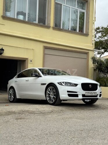 Jaguar XE 2017, 94,000 km - 2.0 л - Bakı