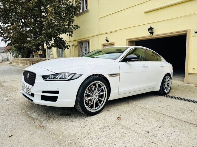 Jaguar XE 2017, 94,000 km - 2.0 л - Bakı