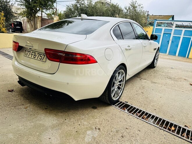 Jaguar XE 2017, 94,000 km - 2.0 л - Bakı