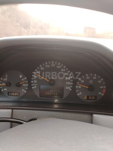 Mercedes E 240 1999, 450,300 km - 2.4 l - Qəbələ