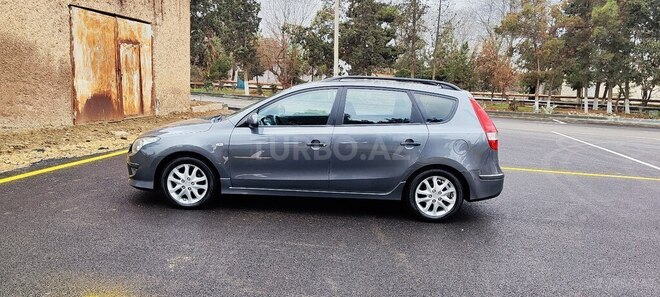 Hyundai i30 2010, 250,000 km - 1.6 l - Şirvan