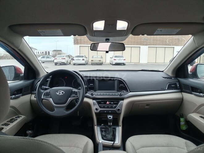Hyundai Elantra 2015, 175,418 km - 2.0 l - Bakı