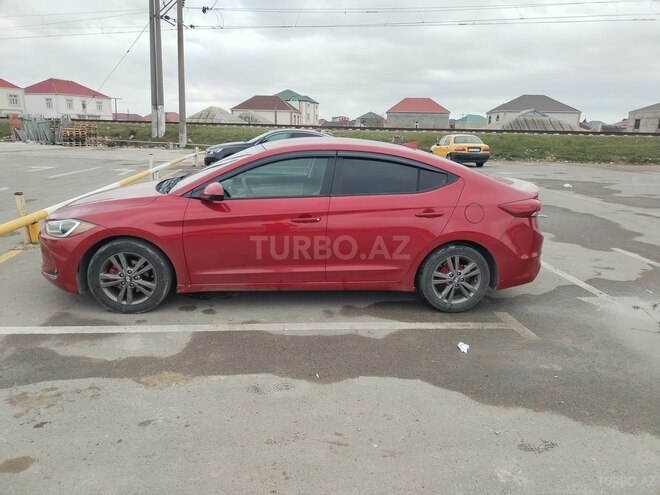Hyundai Elantra 2015, 175,418 km - 2.0 l - Bakı