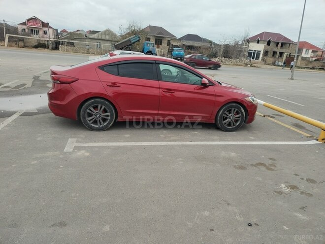 Hyundai Elantra 2015, 175,418 km - 2.0 l - Bakı