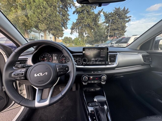Kia Stonic-6