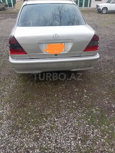 Mercedes C 230 1999, 264,000 km - 2.3 л - Xudat