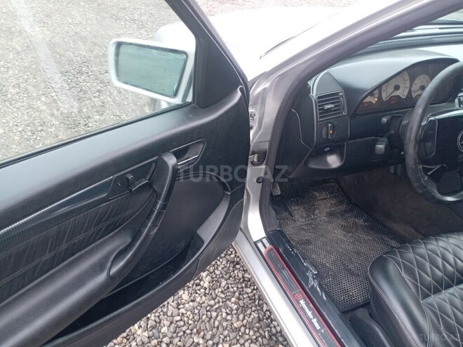 Mercedes C 230 1999, 264,000 km - 2.3 л - Xudat