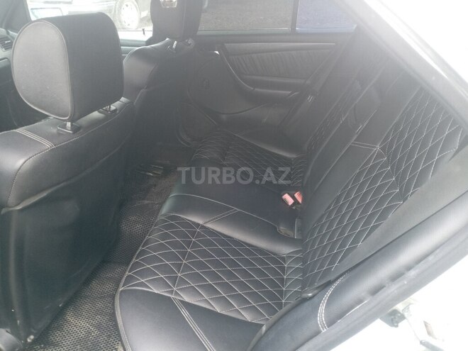 Mercedes C 230 1999, 264,000 km - 2.3 л - Xudat