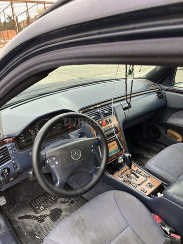 Mercedes E 220 d 2001, 600,000 km - 2.2 l - Bakı