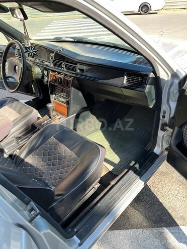 Mercedes 190 1991, 432,756 km - 2.0 л - Bakı