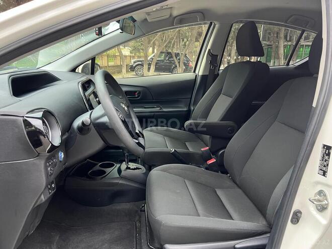 Toyota Aqua 2018, 69,090 km - 1.5 l - Bakı