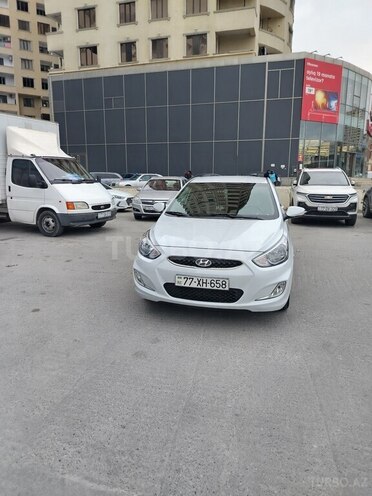 Hyundai Accent 2018, 88,000 km - 1.4 l - Bakı