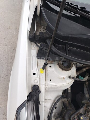 Hyundai Accent 2018, 88,000 km - 1.4 l - Bakı