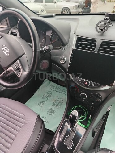 Hyundai Accent 2018, 88,000 km - 1.4 l - Bakı