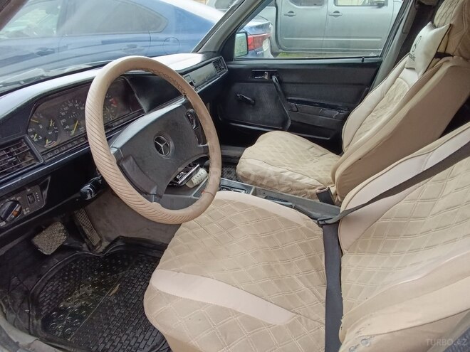 Mercedes 190 1991, 245,000 km - 2.0 l - Bakı
