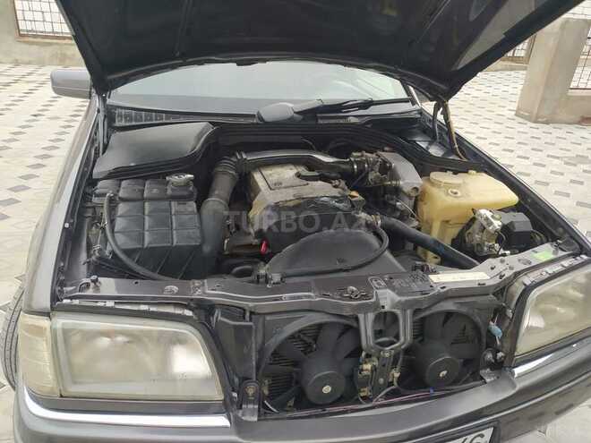 Mercedes C 200 1995, 303,000 km - 2.0 л - Qazax