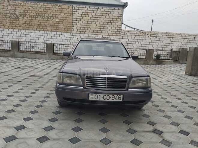 Mercedes C 200 1995, 303,000 km - 2.0 л - Qazax
